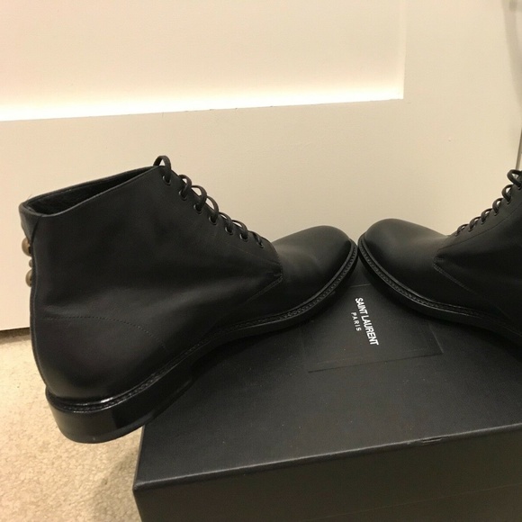 Saint Laurent Lace Up Ankle Boots With Side Studs - Picture 5 of 11